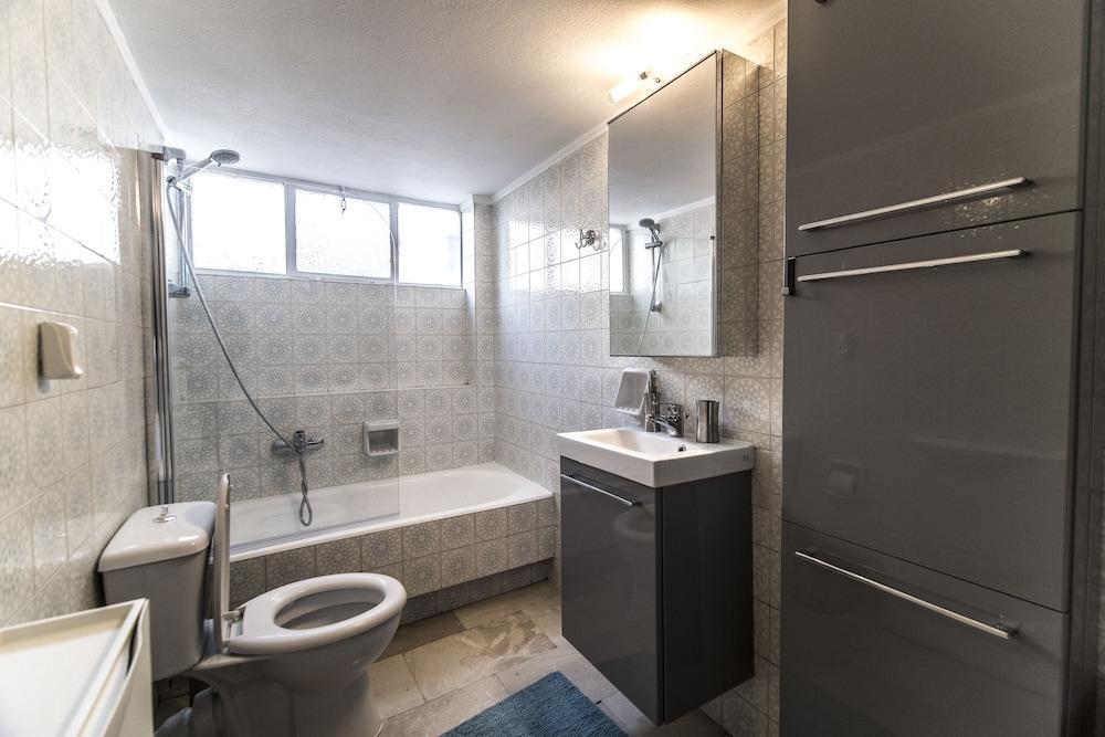 Stunning Central Apartment Афины Экстерьер фото